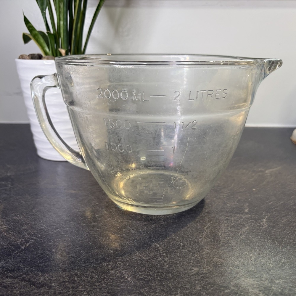 Original Pampered Chef 2 Qt 8 Cup Batter Bowl Measuring Bowl NO Lid